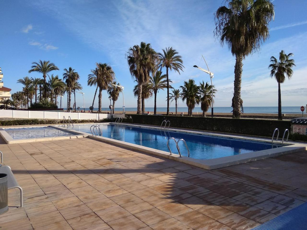 Apartamentos Deluxe Playa Norte Peñíscola Esterno foto